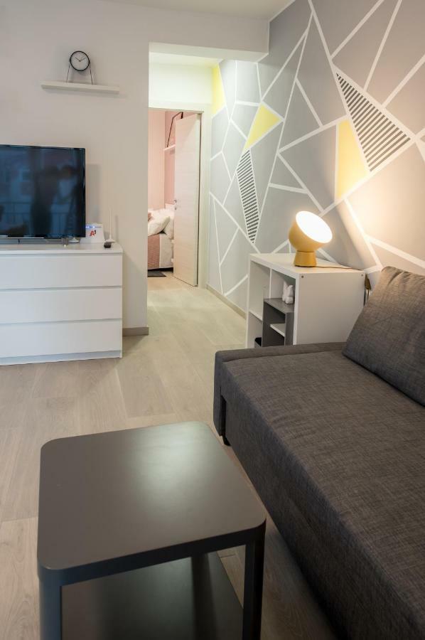 Apartment Art Design *